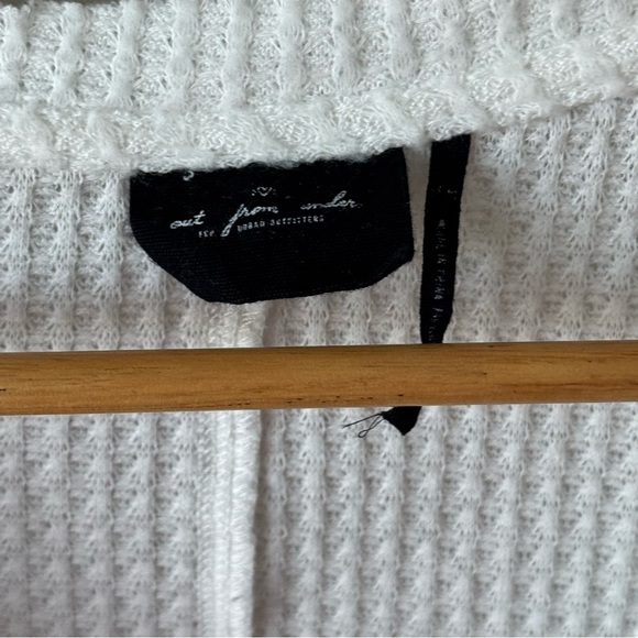 Urban Outfitters Out From Under Waffle Knit Button Up Oversized Thermal Top M - Picture 4 of 7